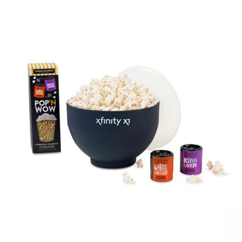 What's Pop'N Gourmet Popcorn Movie Night Gift Set Features Natural Popcorn Seasonings and Non-GMO Kernels