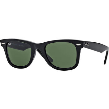 Ray-Ban&reg; Wayfarer Sunglasses: Black/Green