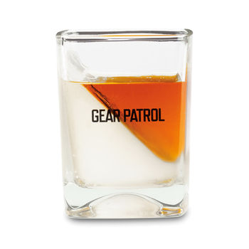 *NEW* Corkcicle&reg; Whiskey Wedge Set Includes 1 Double Old-Fashioned Whiskey Glass and 1 Silicone Ice Form.