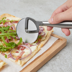 *NEW* Boska&reg; Copenhagen Pizza Wheel Cuts Without Shifting Toppings, Premium Quality