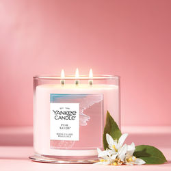 *NEW* Yankee Candle&reg; 3-Wick Candle - Choose from 3 Popular Scents
