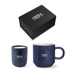*NEW* BUNDLE Chalet Collection Fluted Ceramic Mug and Candle Gift Set